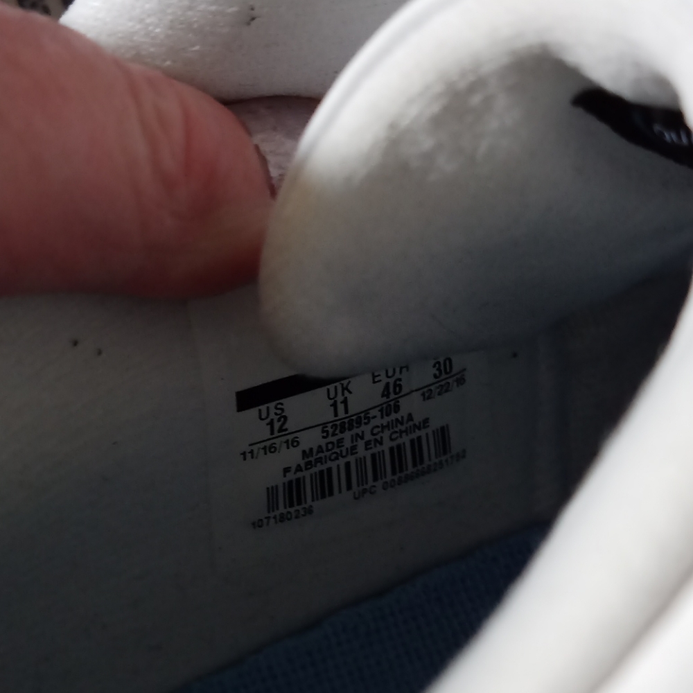 Jordan 11 lows in carolina blue - Picture 7 of 12